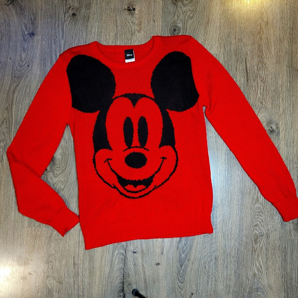 NWOT Disney Mickey Red Long Sleeve Sweater